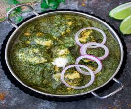 Saag Chicken Boneless